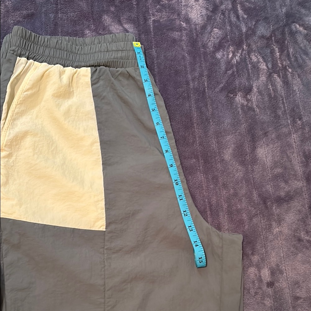 Kickback Colorblock Track Pant - Picture 9 of 12